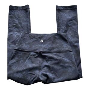 LULULEMON Athletic Camouflage Leggings, W:10”, L:28.5”, Sz 2